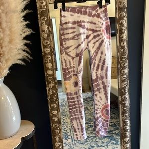 Spiritual Gangster tie dye yoga Love Sculpt leggings XS S Excellent Condition
